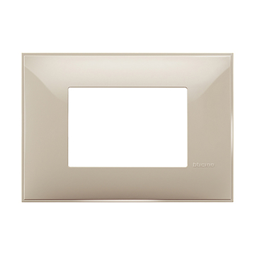 Slika Bticino Classia okvir 3M za doznu 503E/BP503N krem sjaj RAL 1015 R4803CR